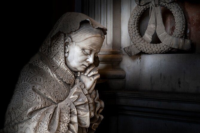 Private Guided Tour of the Cimitero Monumentale in Milan - An In-Depth Look at the Experience