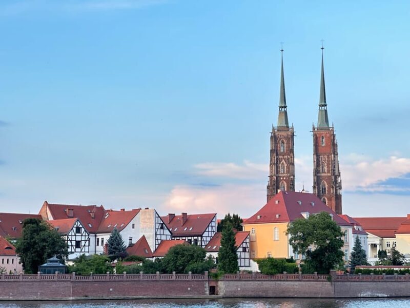 Private guided tour of Wroclaw (FREE photos after the tour) - An In-Depth Look at the Wroclaw Tour Experience