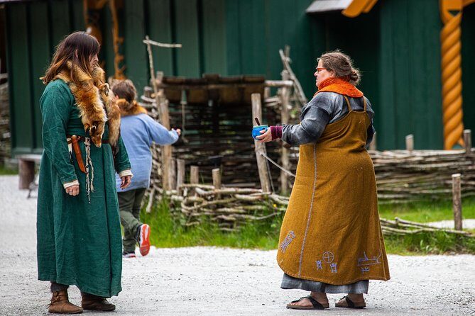 PRIVATE GUIDED TOUR: The Heart of Norway  Viking Special, 8-9 hours  SUMMER - Optional Stops on the Return Journey