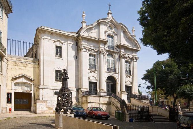 Private guided tour to 7 Colinas and Belém in an electric Tuk Tuk with 4.5 hours. - Frequently Asked Questions