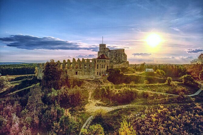 Private Guided Tour to Trail of the Eagles Nests from Krakow - The Experience in Detail