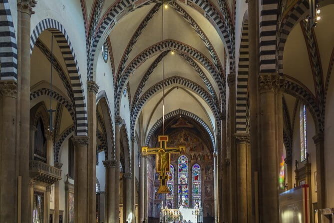 Private Guided Visit of Florence Santa Maria Novella Basilica and its Officina Profumo Farmaceutica - Exploring Florence’s Santa Maria Novella Basilica