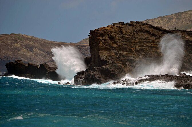 Private Haleiwa and Grand Circle Island Day Trip in Oahu - Key Points