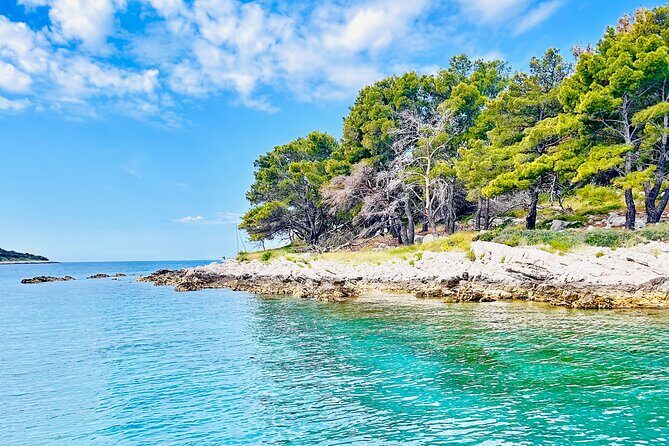 Private Half-Day Boat Tour from Split: Blue Lagoon & 2 Islands - Authentic Experiences From Reviewers