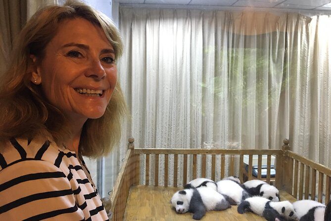 Private Half-Day Chengdu Panda Breeding Center Tour with Optional Volunteer - Authentic Insights from Past Visitors