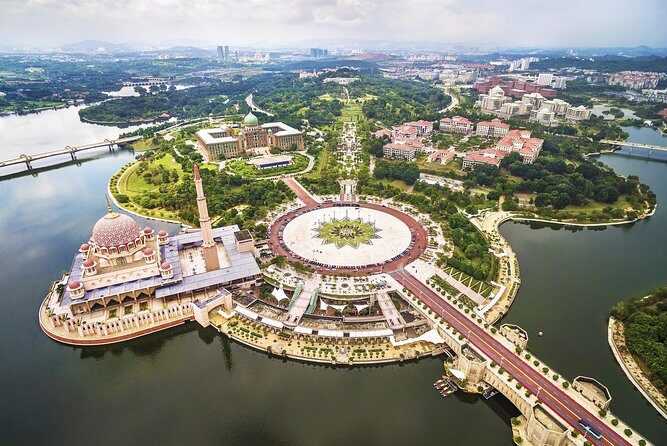 Private Half-Day Putrajaya Tour with Lake Cruise from Kuala Lumpur - Frequently Asked Questions