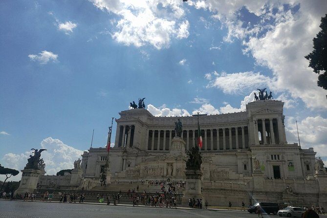 Private Half-Day Tour of Rome with Chauffeur - Exploring Rome in Comfort: What to Expect