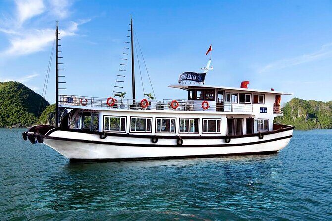 Private Halong Bay Tour With Lunch, Cave, Kayaking, Swimming - Highway Transfer - An In-Depth Look at the Tour Experience
