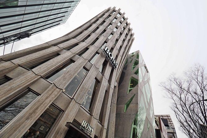 Private Harajuku Omotesando Architecture Walking Tour - A Cozy Coffee Break with Local Flavors