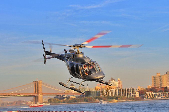 Private Helicopter Transfer from Lower Manhattan to New York Airports - Who Should Book This Tour?