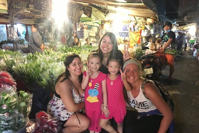 Private Hidden-Gem Sightseeing Motorbike Tour with Local Students - Exploring Ho Chi Minh City on Two Wheels: A Private Motorbike Tour with Local Students