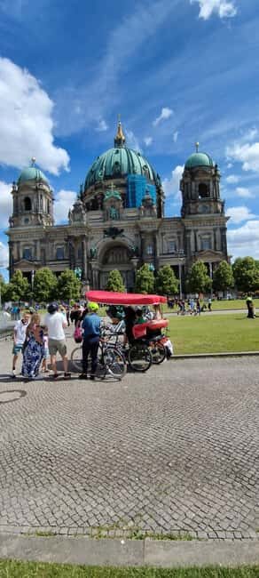 Private Highlights 1 Rickshaw +(E) bikes, E-rollers up to 6 - Full Review: Exploring Berlin with a Difference