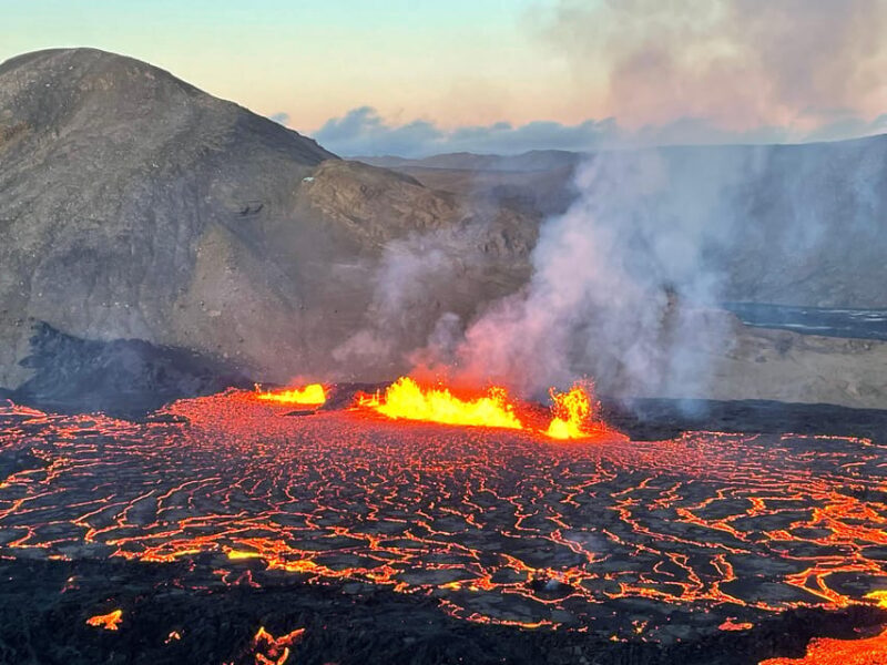 Private Hiking Tour: Volcanic Eruption Site & Reykjanesbær - Why Choose This Tour?