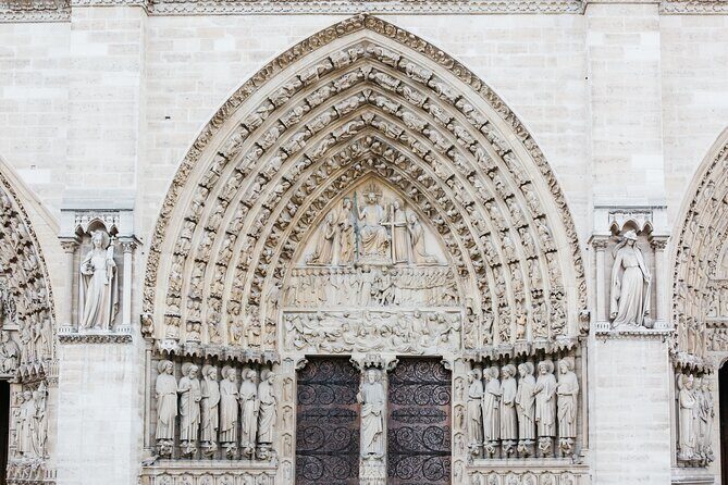 Private Historical Tour of Notre Dame - What to Expect from the Notre Dame Private Tour