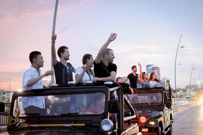 Private Ho Chi Minh by Jeep Evening Tour and Dinner Cruise - Exploring Ho Chi Minh by Jeep and River: An Evening to Remember