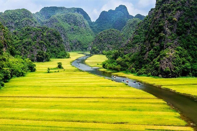 Private Hoa Lu - Tam Coc - Mua Cave with Boat Trip, Temple, Biking, Lunch - Exploring the Itinerary in Depth