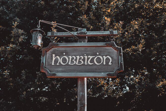 Private Hobbiton & Blue Springs Day Trip from Auckland - Frequently Asked Questions