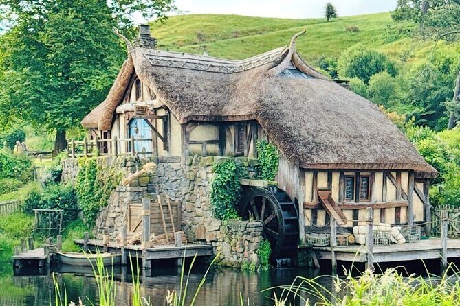 Private Hobbiton Movie Set and Rotorua Day Trip from Auckland - Who Will Love This Tour?