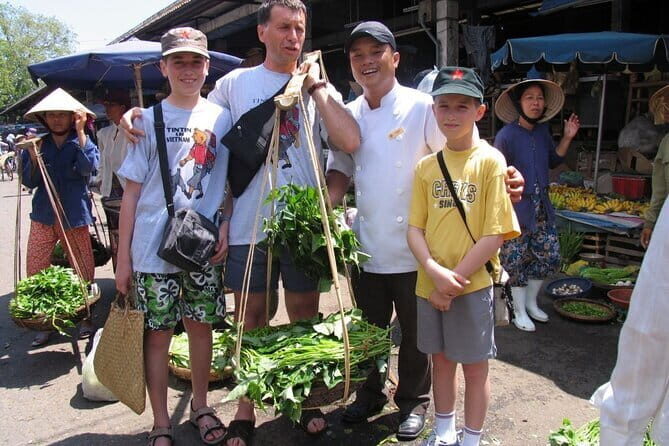 Private HOI AN Coconut Boat AND HOI AN Ancient TOWN FROM DN CITY - Key Points