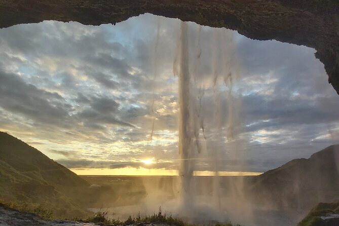 Private Iceland South Cost Tour and Glacier Hike - FAQ