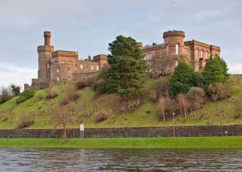 Private Inverness Tour: Landmarks & Highland Highlights - Who Should Consider This Tour?