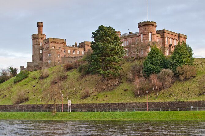 Private Inverness Tour: Landmarks & Highland Highlights - An In-Depth Look at the Itinerary