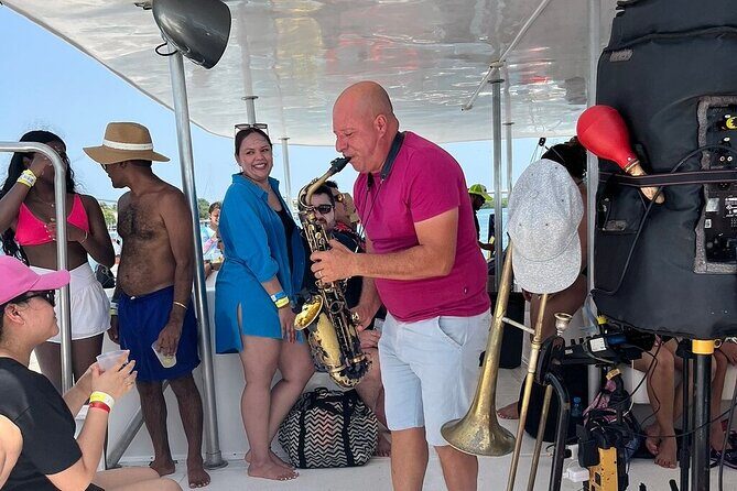 Private Isla Mujeres Sailing Catamaran Tour with Transportation - What’s the Experience Like?