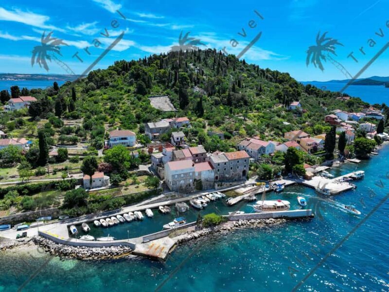 Private Island Hopping Boat tour around Zadar with Drinks - Why This Tour Suits Certain Travelers Best