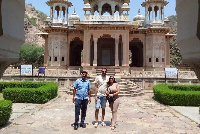 Private Jaipur City Sightseeing Tour from Delhi by Car - Who Should Consider This Tour?