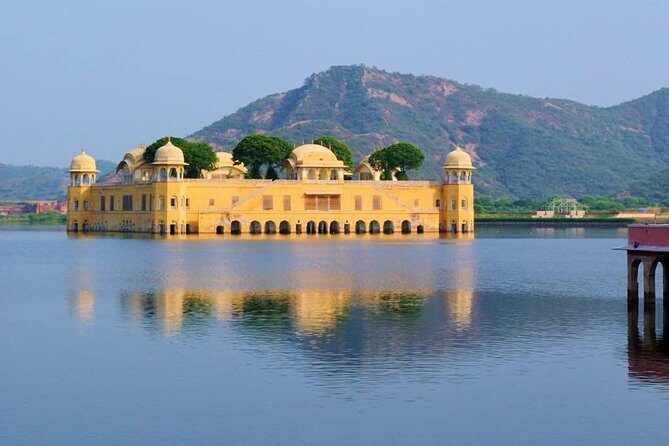Private Jaipur Day Tour by Car from Delhi - The Journey Begins: Early Morning Pickup and Drive from Delhi