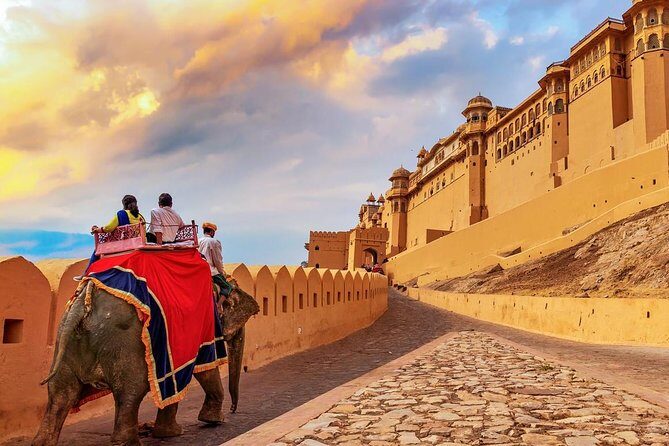 Private Jaipur Day Tour from Delhi by Car - The Itinerary in Detail: What to Expect