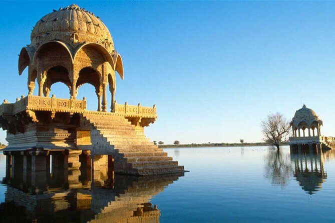 Private Jaipur Guided Day Tour from Delhi By Car - Amber Fort: The Majestic Hilltop Fortress