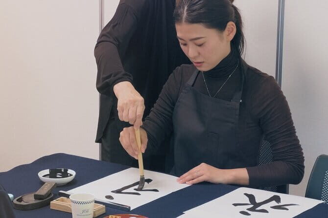 Private Japanese Calligraphy Lesson in Tokyo - A Practical Look at the Calligraphy Experience