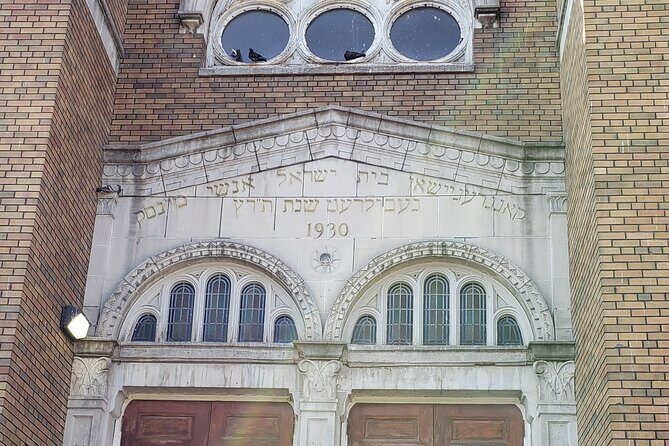 Private Jewish Walking Tours in Toronto - Who Should Consider This Tour?