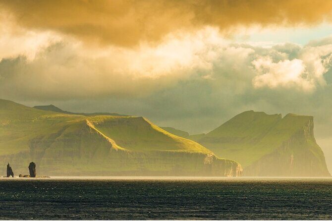 Private Kallur Lighthouse Hike - Why Choose This Tour?