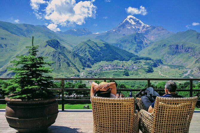 Private Kazbegi Tour: Gergeti, Ananuri & Scenic Views - Key Points