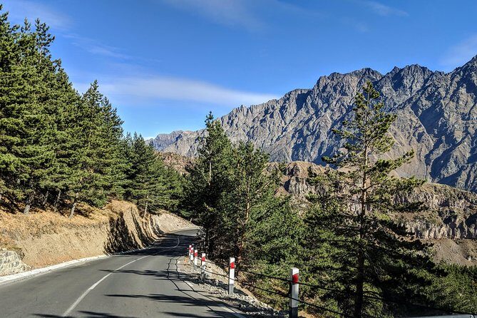 Private Kazbegi Tour: Gergeti, Ananuri & Scenic Views - FAQ