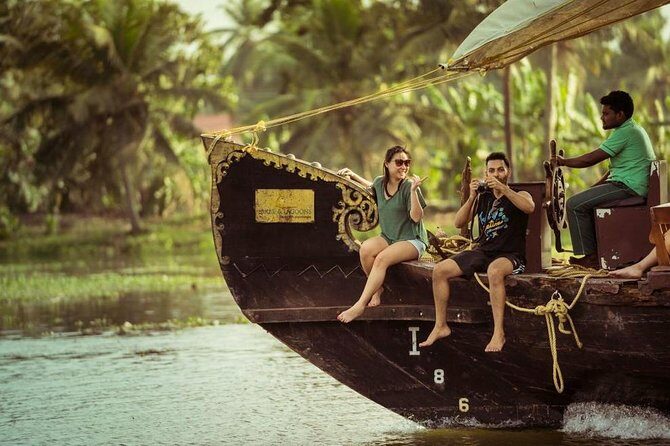 Private Kerala Backwaters Houseboat Cruise with Lunch from Kochi - Detailed Experience Breakdown