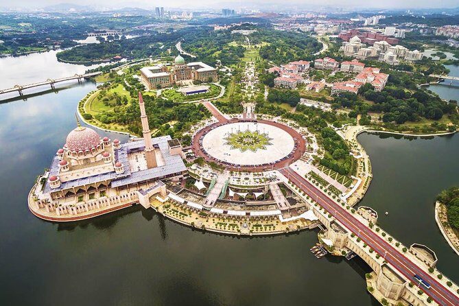 Private - KLIA Enroute Putrajaya to Kuala Lumpur Hotel - A Close Look at the Transfer Experience