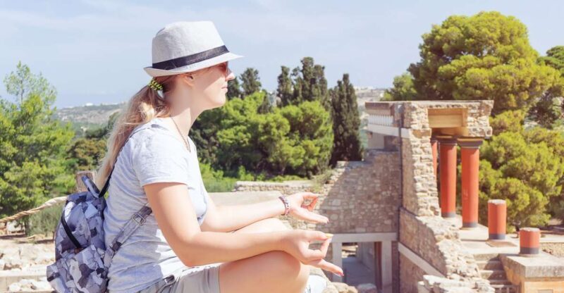 Private Knossos Skip The Line Tour inc. lunch & wine tasting - Unpacking the Experience: History, Wine, and Village Life