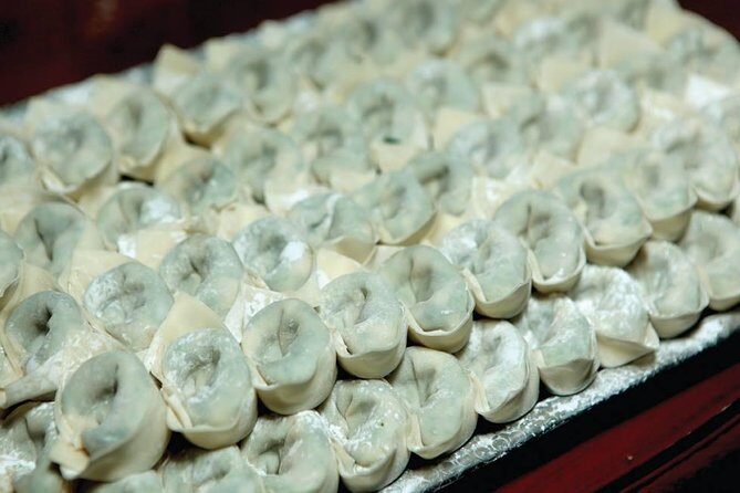 Private Kowloon Michelin Rated Street Food & Culture Tour - Who Will Love This Tour?