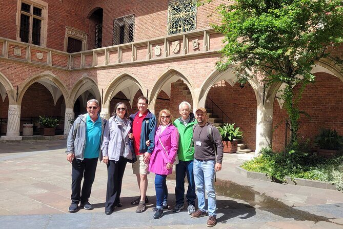 Private Krakow City Tour, Krakow Old Town and Wawel Castle Tour - What’s Included & What’s Not