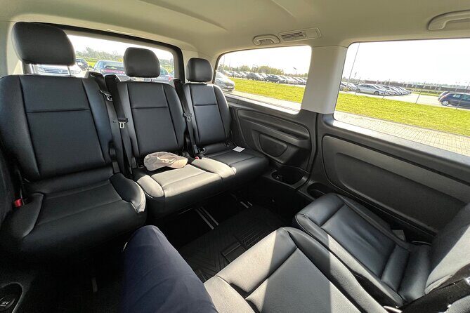 Private Krakow to or from Airport Transfer - Key Points