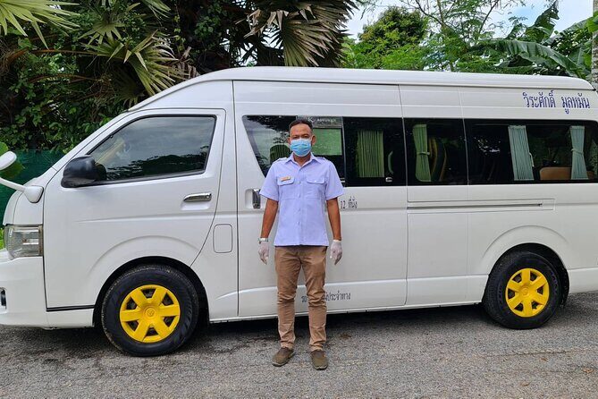 Private local city tour with english speaking driver - FAQ
