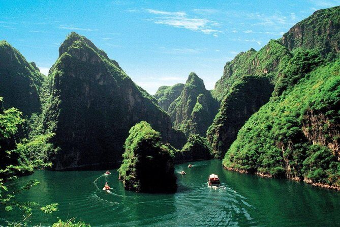 Private Longqing Gorge & Guyaju Cave Day Tour w/ Cruise Ride - Who Should Consider This Tour?