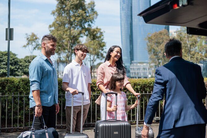 Private Luxury Airport Transfer with Limousine - An Introduction to the Service