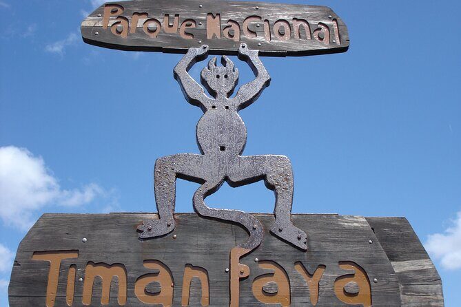 Private Luxury Full Day Timanfaya Tour, Jameos del Agua and Cueva de los Verdes - Wine Tasting at La Geria: Savoring the Island’s Flavors