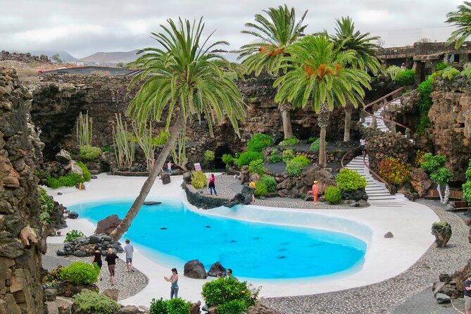 Private Luxury Full Day Timanfaya Tour, Jameos del Agua and Cueva de los Verdes - Who Would Love This Tour?