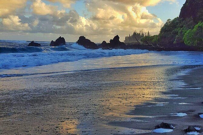 Private Luxury Hana Tour in 7 Passenger SUV - Transportation & Comfort
