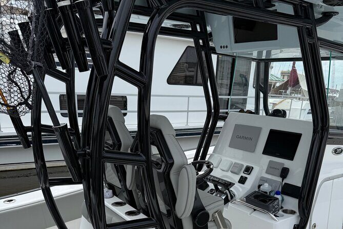 Private Luxury Sunset Boat Tour in Charleston Harbor - In-Depth: Breaking Down the Itinerary